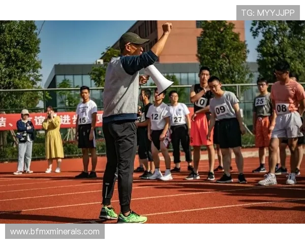 深圳街舞队的蜕变与成长极限运动会特别报道探索新风格与团队精神的结合之路 深圳街舞队的蜕变与成长极限运动会特别报道探索新风格与团队精神的结合之路