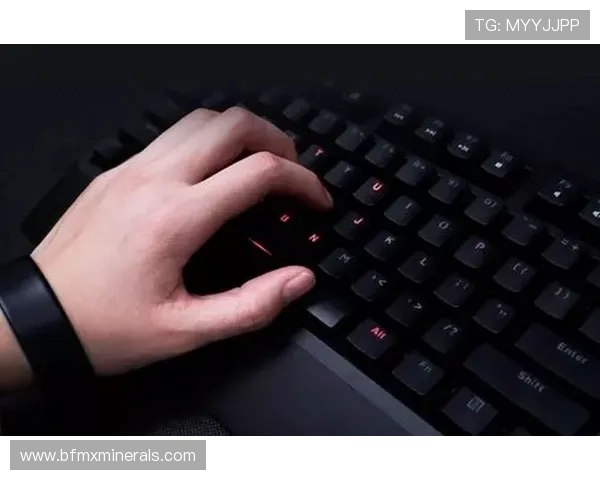 聚焦CSGO赛事EDG战队耐力与策略的深度探讨与分析