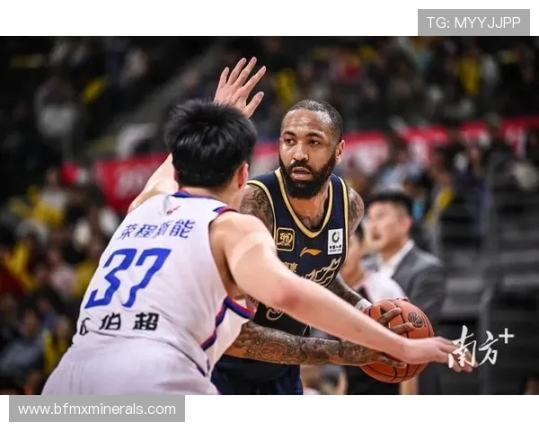 2017年CBA江苏队与广东队激战回顾精彩瞬间与赛场亮点分析