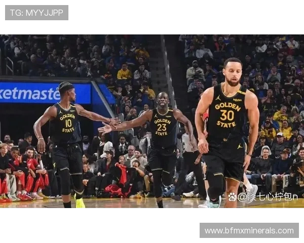 勇士与奇才激战正酣10月25日NBA赛场精彩对决即将上演 勇士与奇才激战正酣10月25日NBA赛场精彩对决即将上演