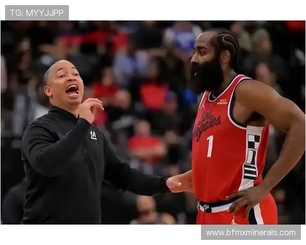 快船与火箭对决精彩瞬间哈登华丽集锦回顾与分析