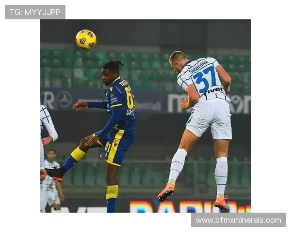 维罗纳迎战克罗托内期待精彩对决与激烈竞争 维罗纳迎战克罗托内期待精彩对决与激烈竞争